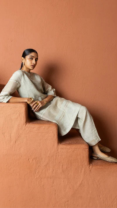Zari Linen with Embroidery and Handwork Set