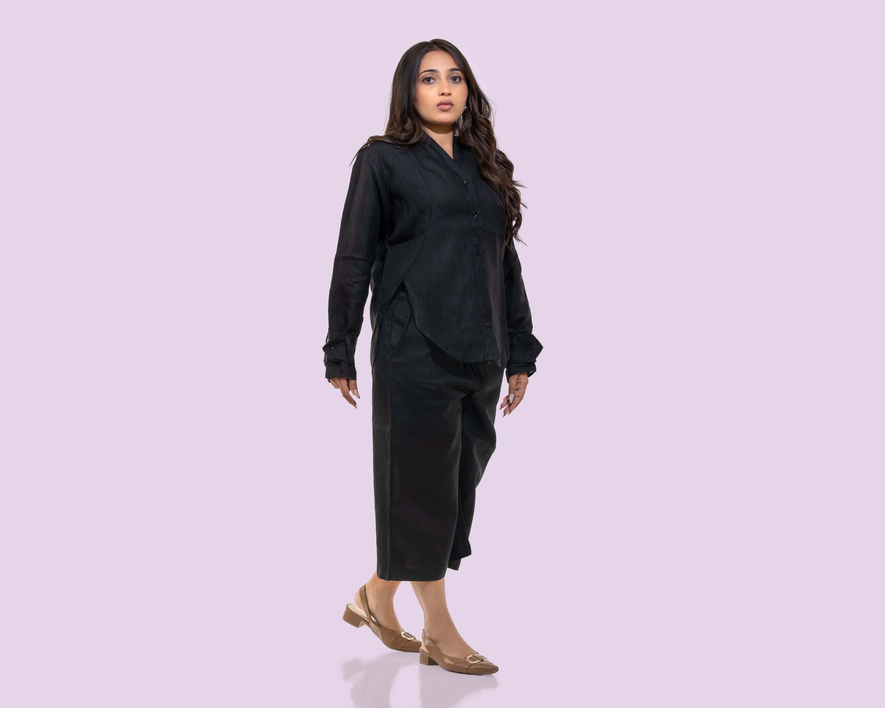 Black 3/4th ankle linen pants