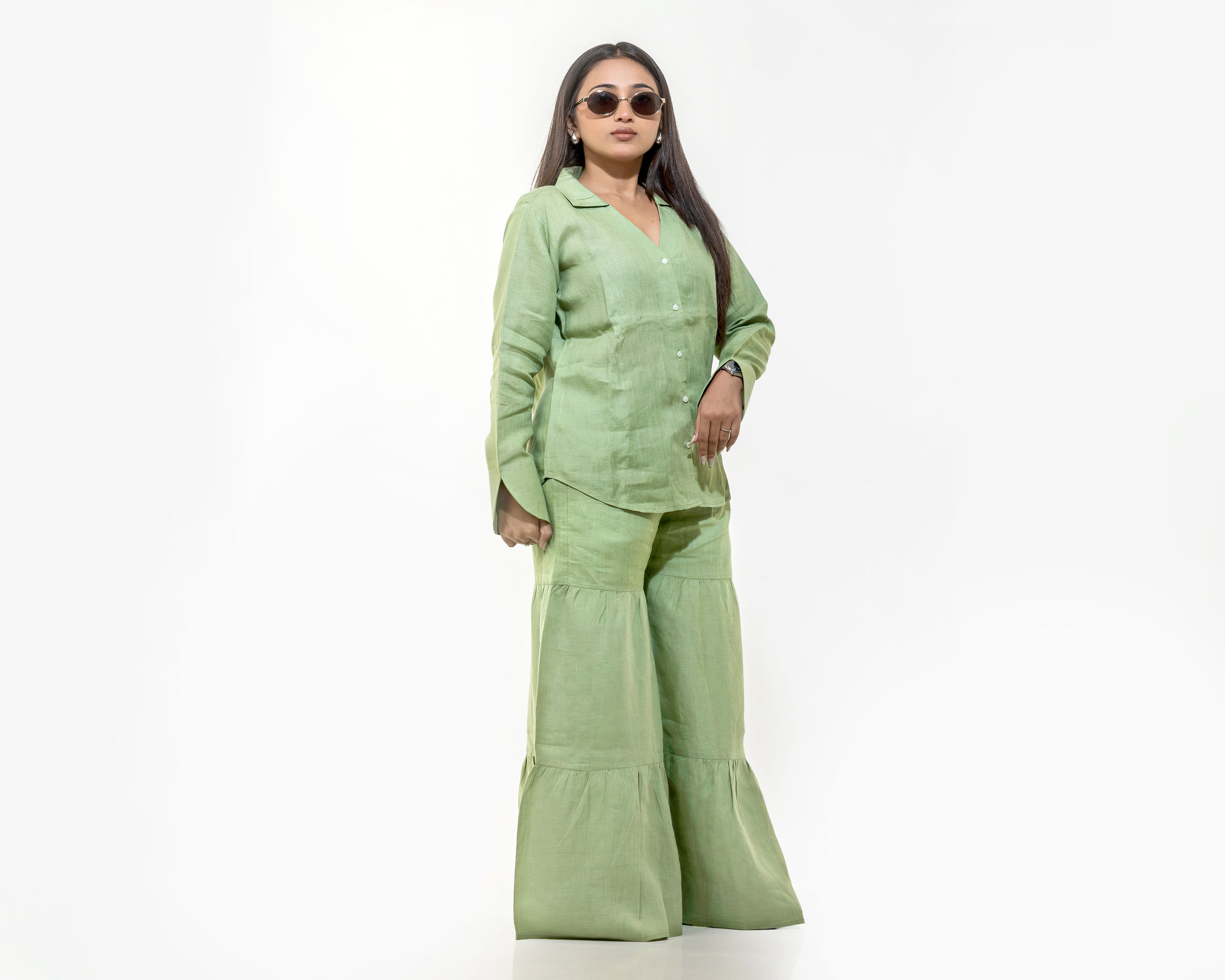 Green shirt with pleated pants linen co ord