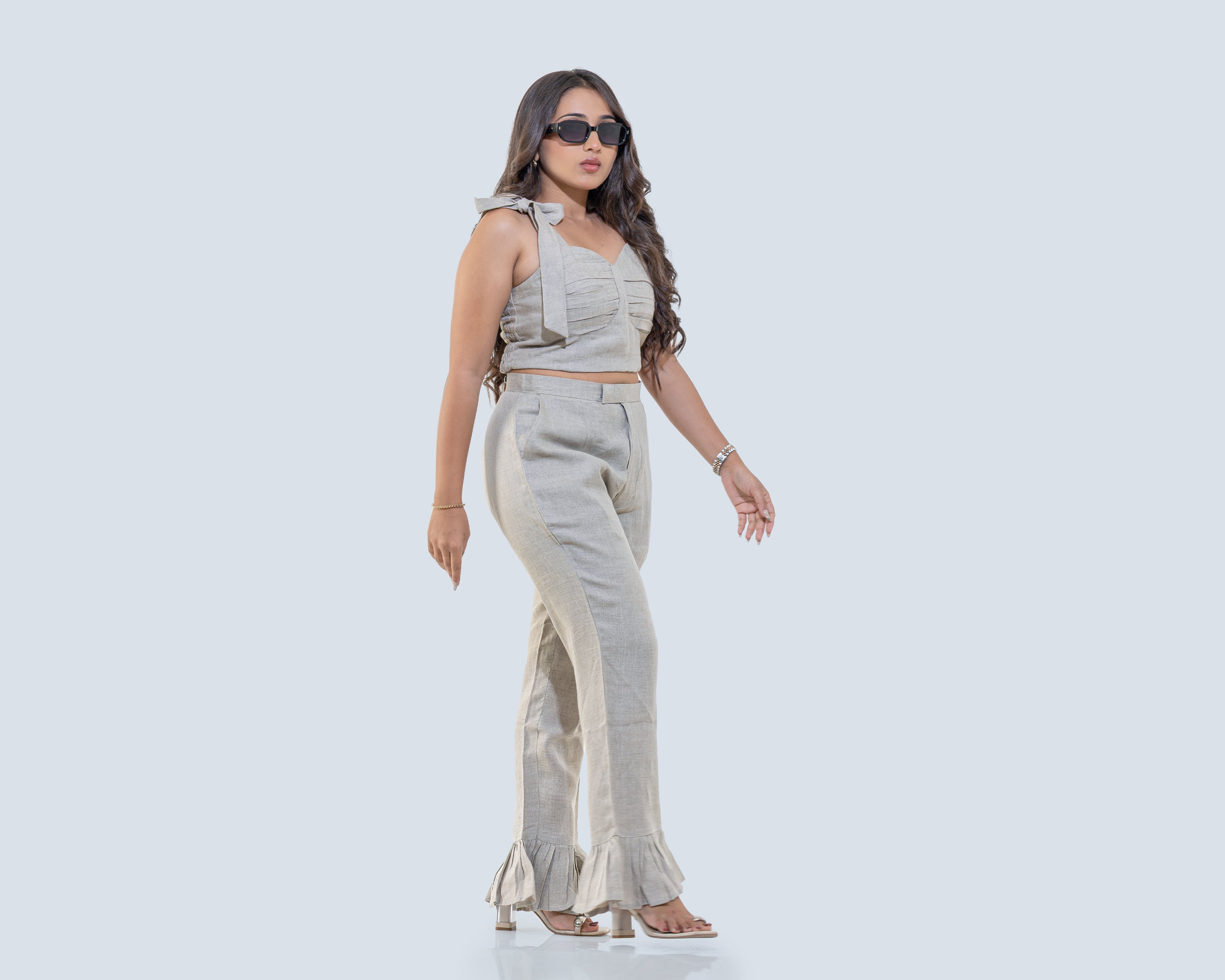 Beige sleeveless bow linen top