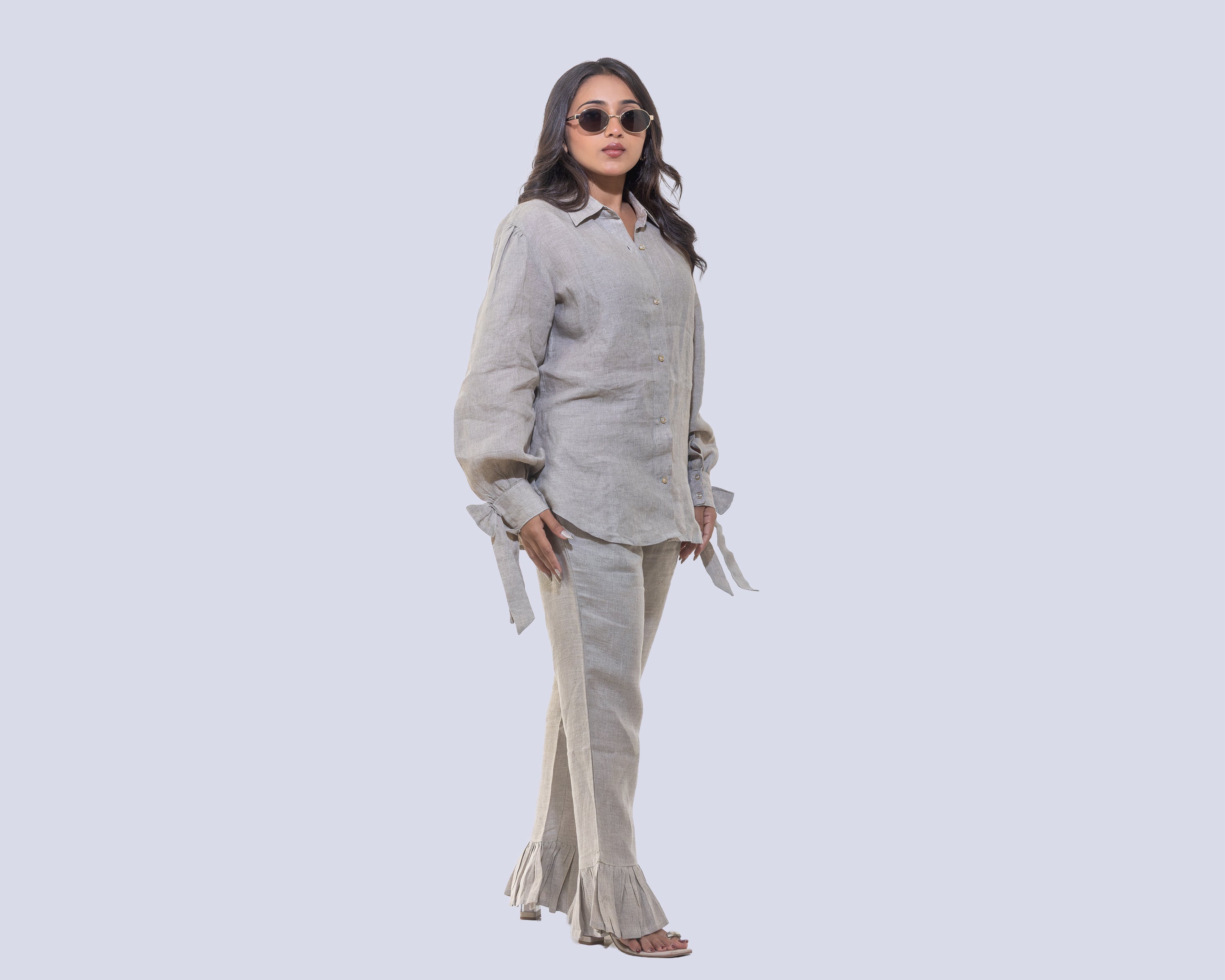 Beige bow linen shirt