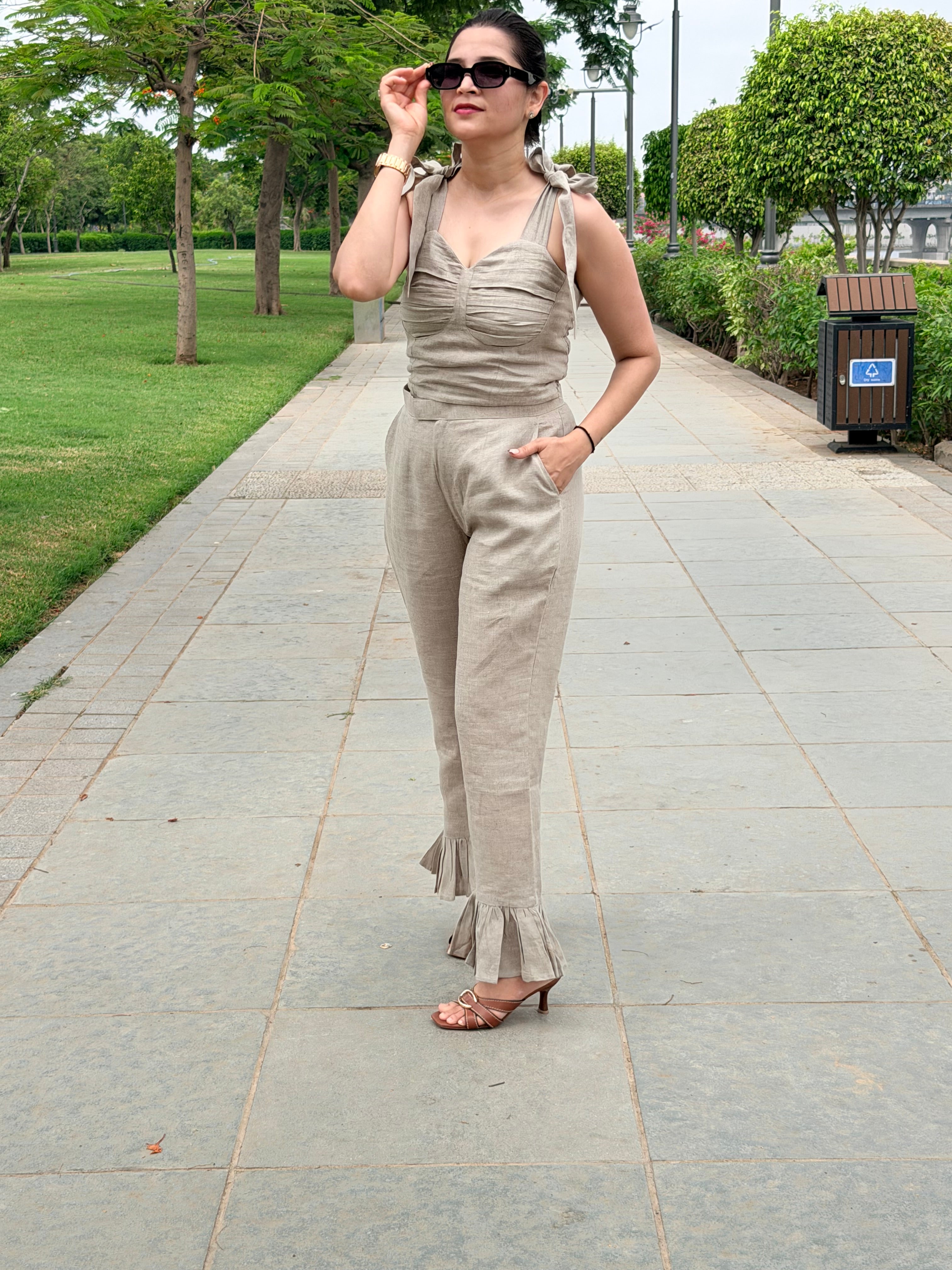Frill pants with tie knot top linen co ord