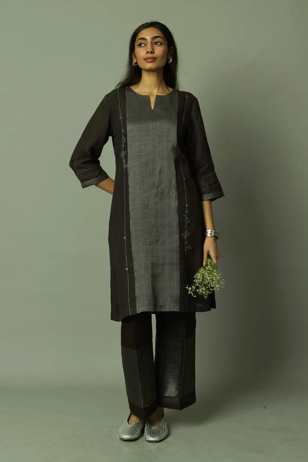 Zari Embroidered Embellishment (Black)