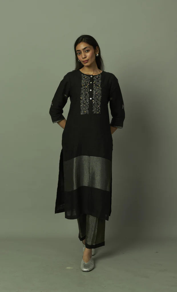 Zari embroidered yoke on Sliver Zari linen Kurta Set