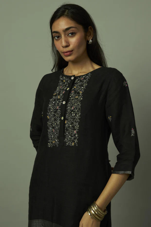 Zari embroidered yoke on Sliver Zari linen Kurta Set