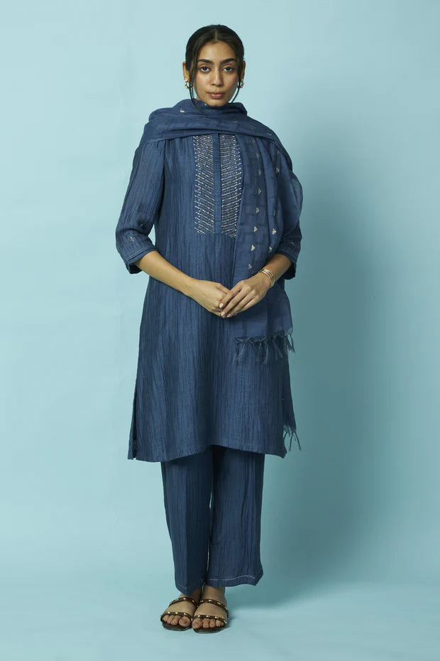 Textured Silk-Linen Tunic Set with Khat Pita Placket