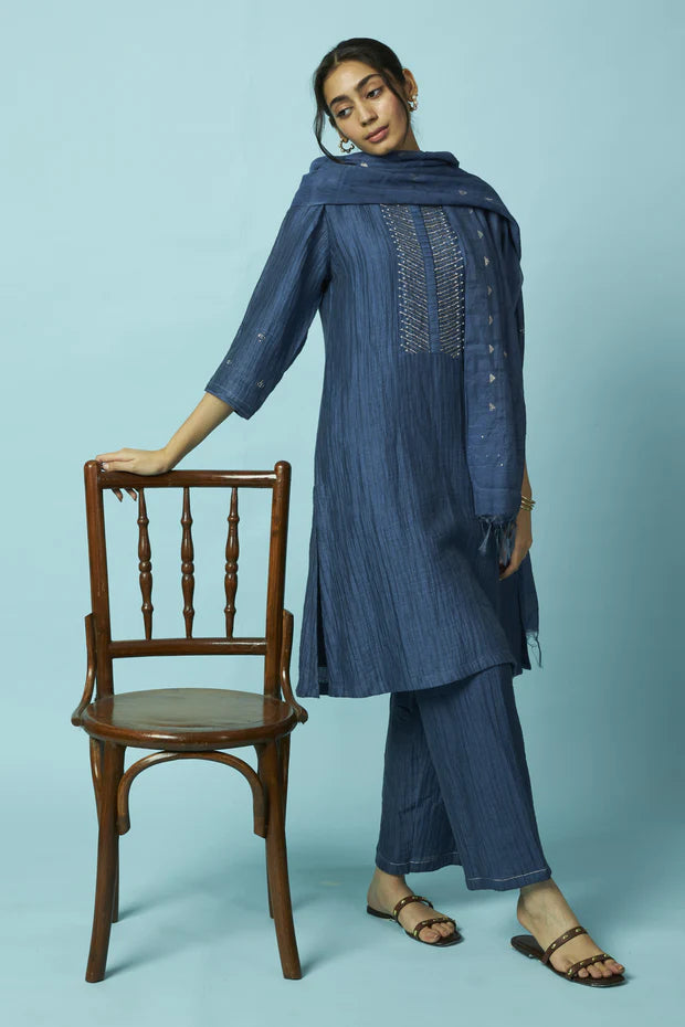 Textured Silk-Linen Tunic Set with Khat Pita Placket